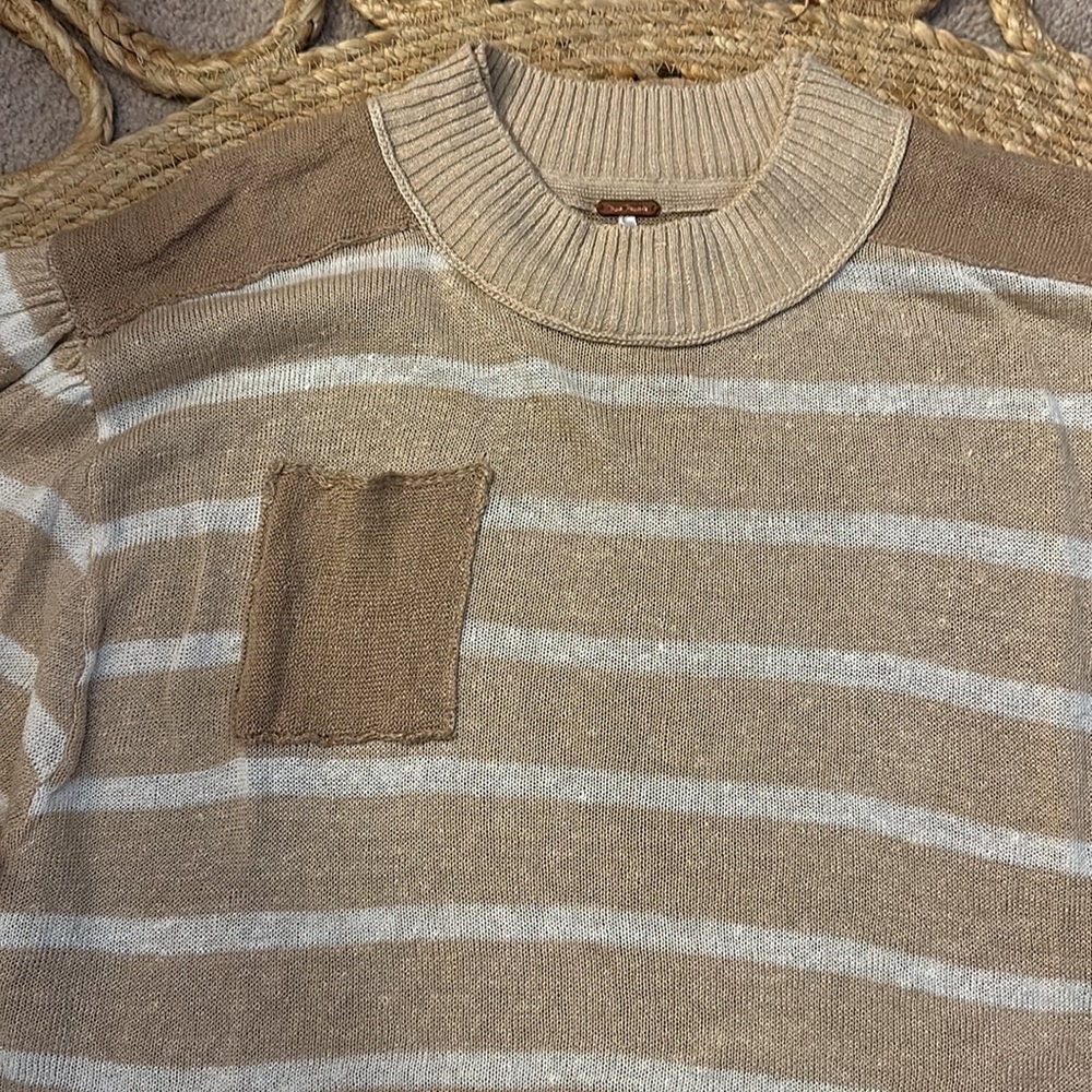 Sweater - Picture 3 of 5